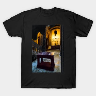 Penrhyn castle -Marble table T-Shirt